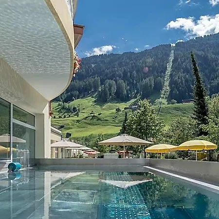 Neustift Hotel