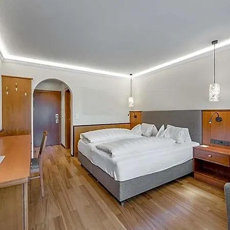 Neustift Hotel 4*