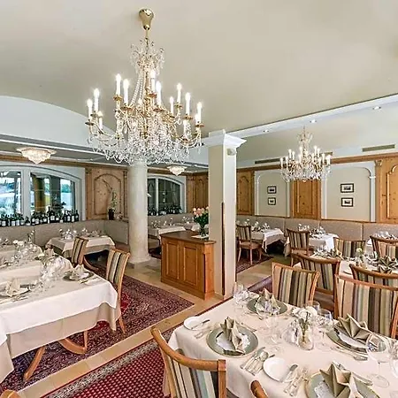 Neustift Hotel