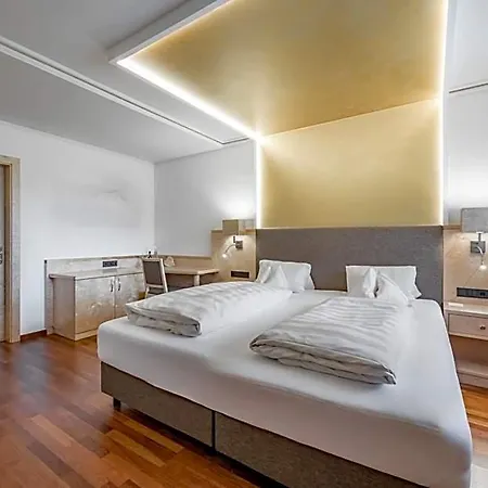 Neustift Hotel 4*