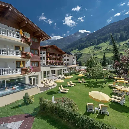 Готель Neustift 4*