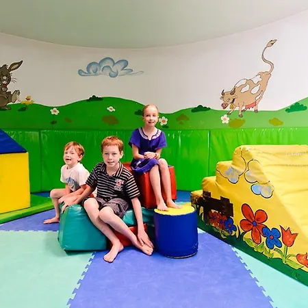 Neustift 4* ניוסטיפט אים סטובאיטל