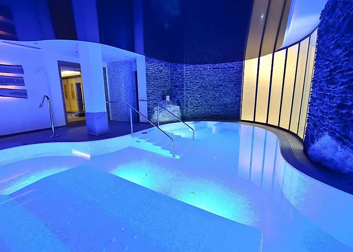 スポルトホテル ノイシュティフト